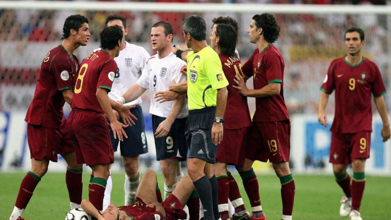 Wayne Rooney-Cristiano Ronaldo 'betrayal'