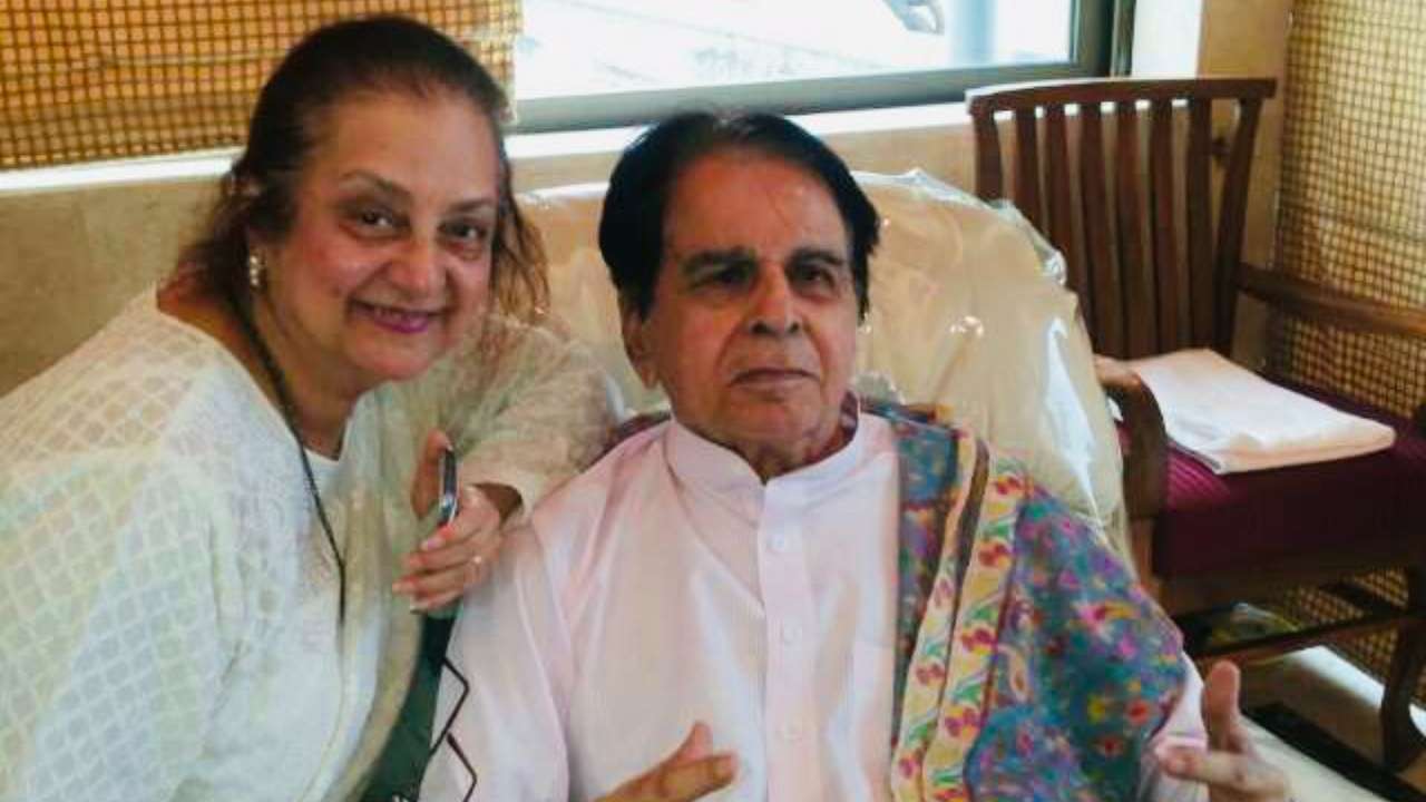 Dilip Kumar, Saira Banu