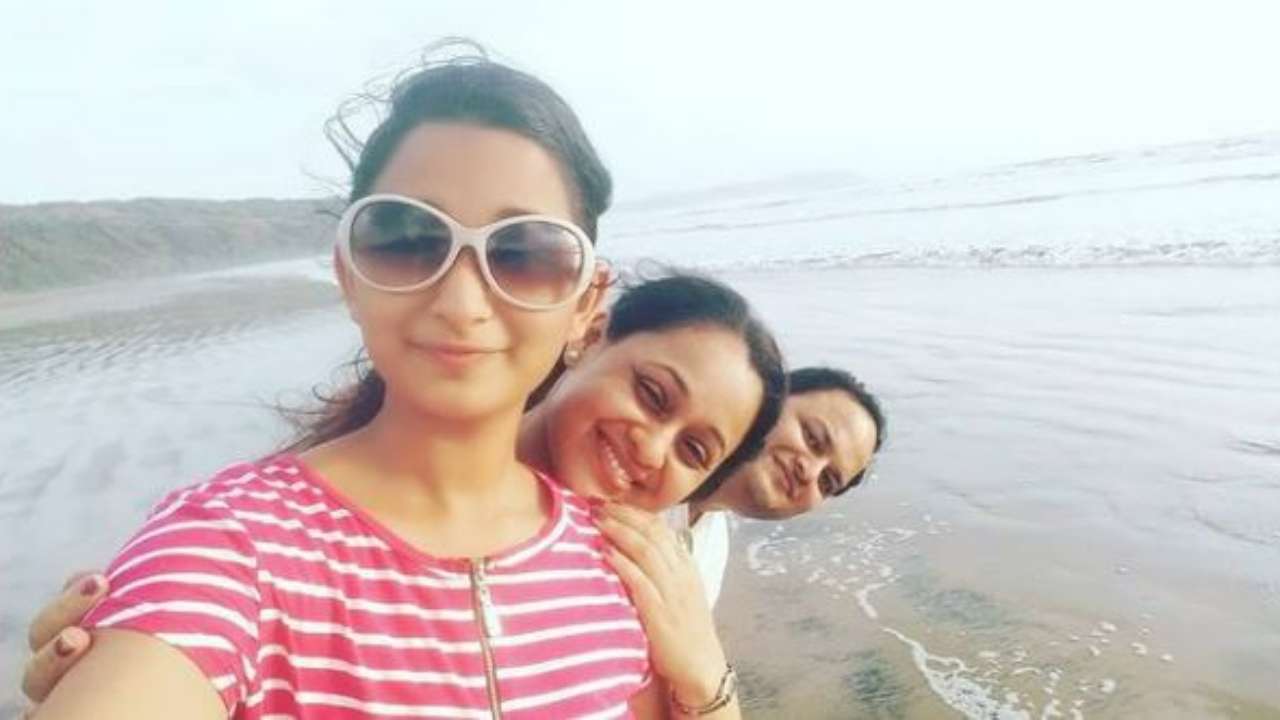 Sonalika Joshi aka 'Taarak Mehta Ka Ooltah Chashmah's Madhavi Atmaram Bhide's photos with her daughter Aarya