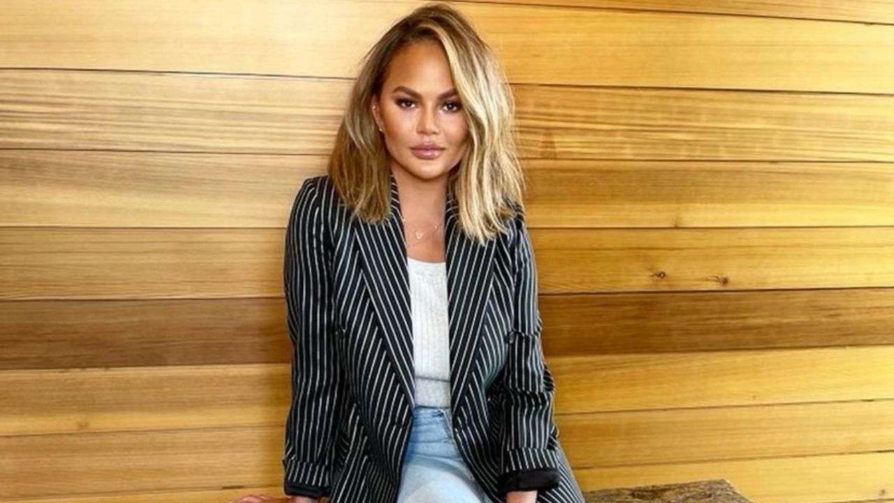 'I was a troll, full stop, I'm so sorry': Chrissy Teigen apologises for her 'past horrible tweets'