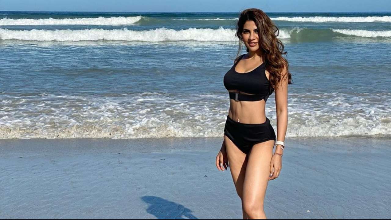 Nikki Tamboli looks hot in an all black bikini