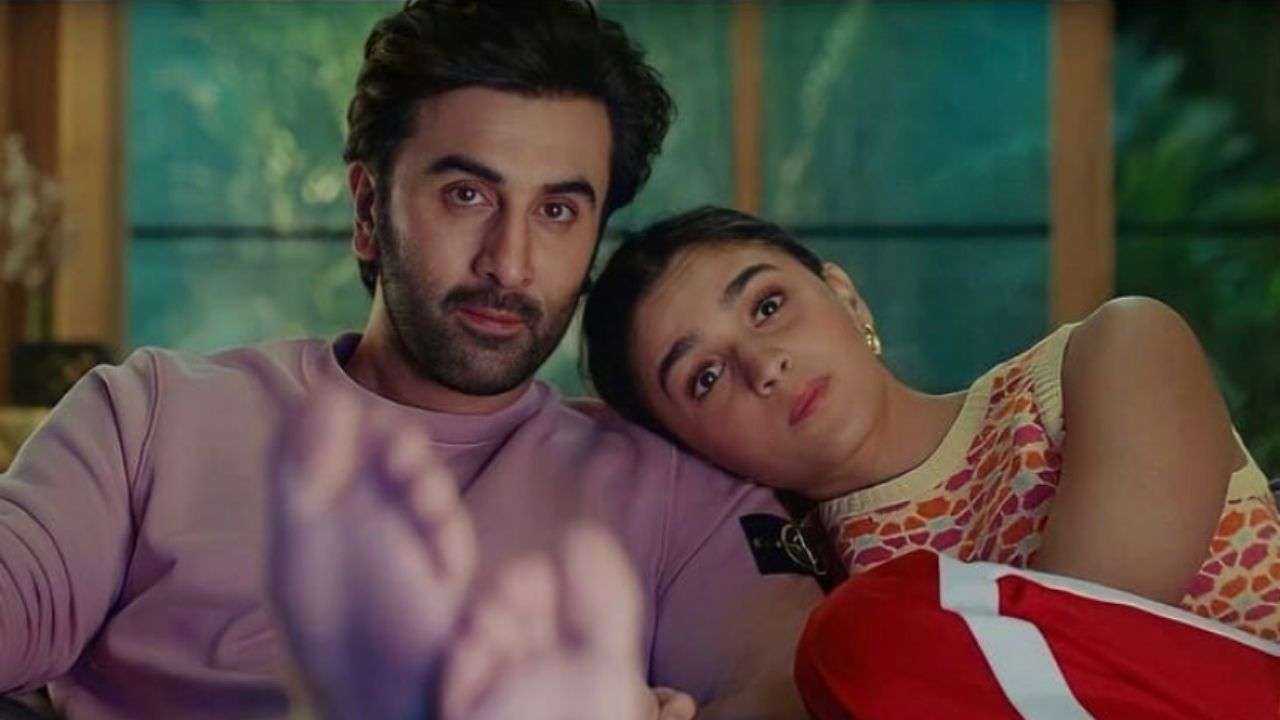 Alia Bhatt shares a photo of her 'date today' and it's not Ranbir Kapoor