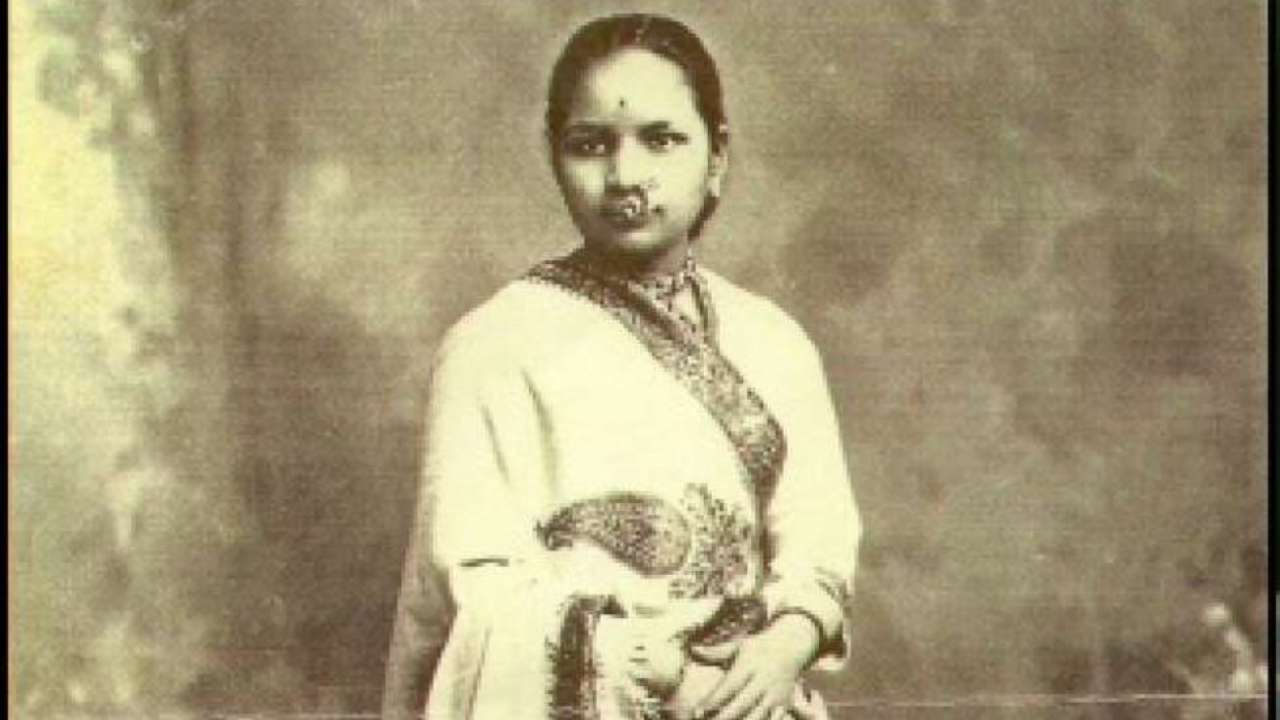 historic-photograph-of-india-s-first-licensed-woman-doctor-resurfaces