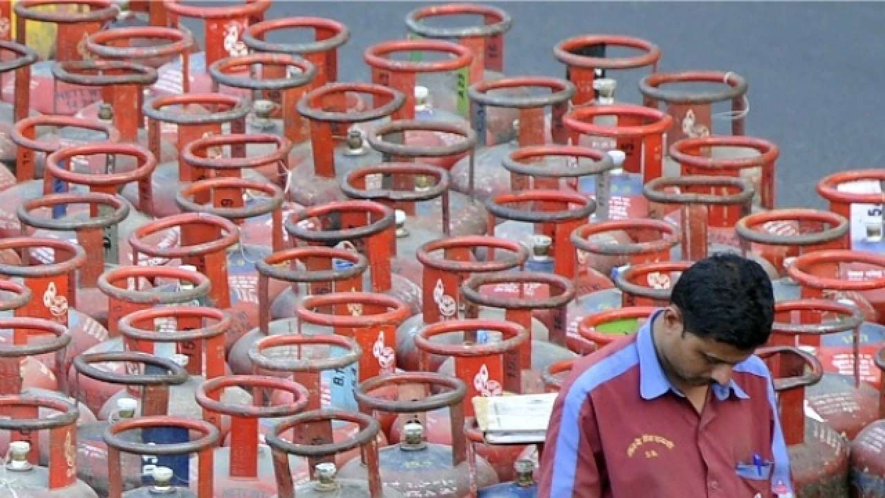 LPG cylinder price hiked! Know revised rates of cooking gas in your city