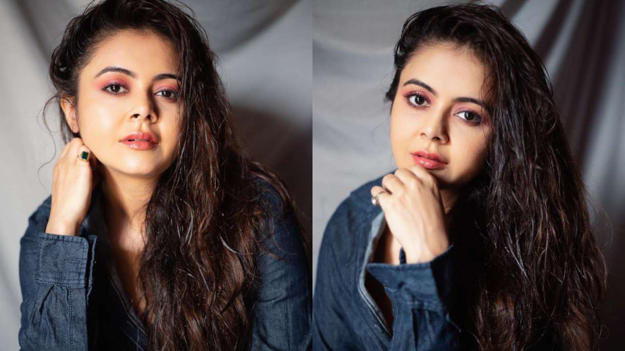 Devoleena Bhattacharjee slays the pink eyeshadow