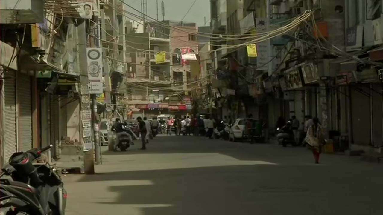 Delhi Unlock DDMA allows reopening of Laxmi Nagar market after written assurance to follow