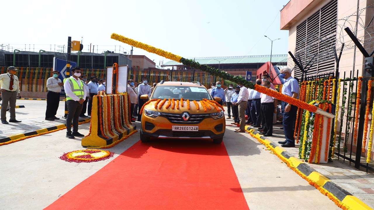 DMRC launches India's first UPI-based cashless parking