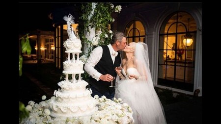 Gwen Stefani-Blake Shelton's wedding had a five-tier wedding cake