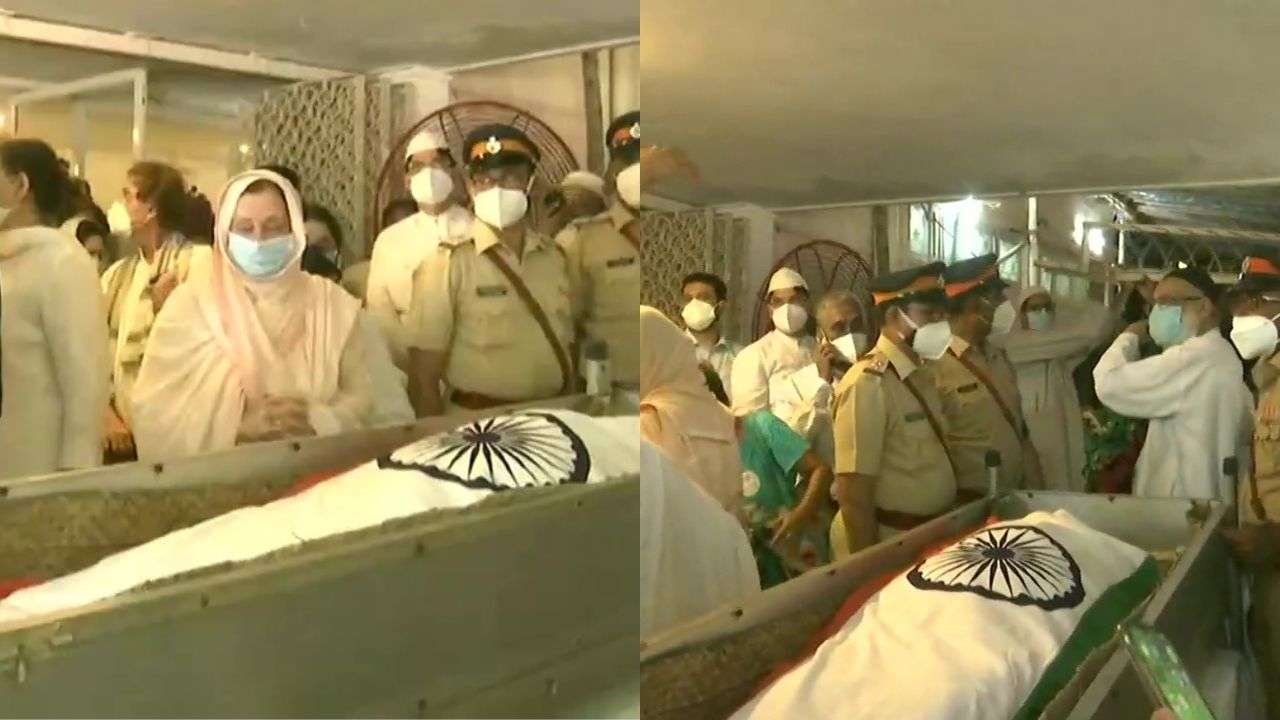 Dilip Kumar last rites: Legendary actor's state funeral ...