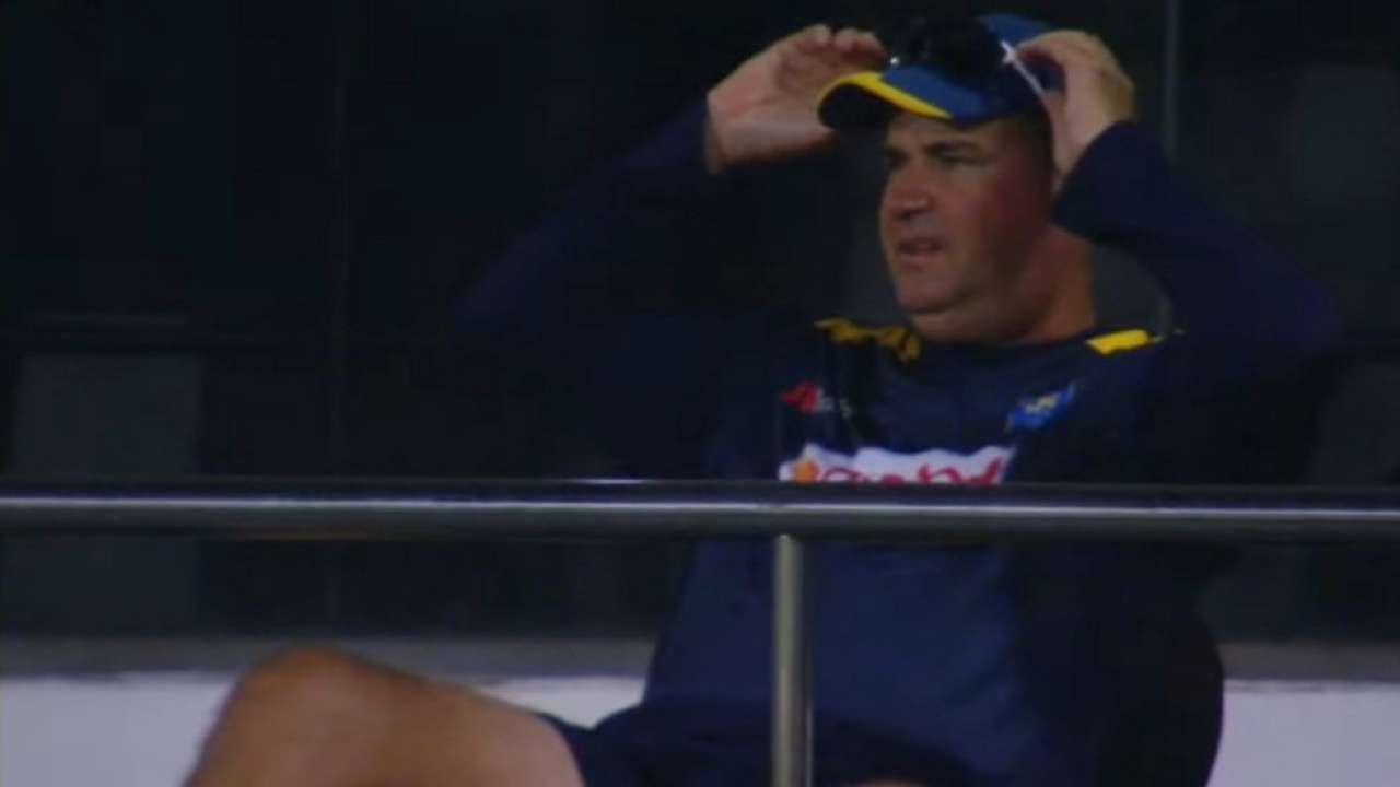 Mickey Arthur behaving like Indian foofaji at weddings': Sri Lanka coach trends as he loses his cool after India's win