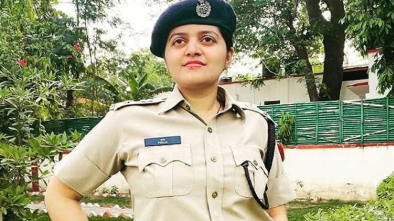 Meet Ips Officer Pooja Awana Who Cleared Upsc At The Age Of 22 Years