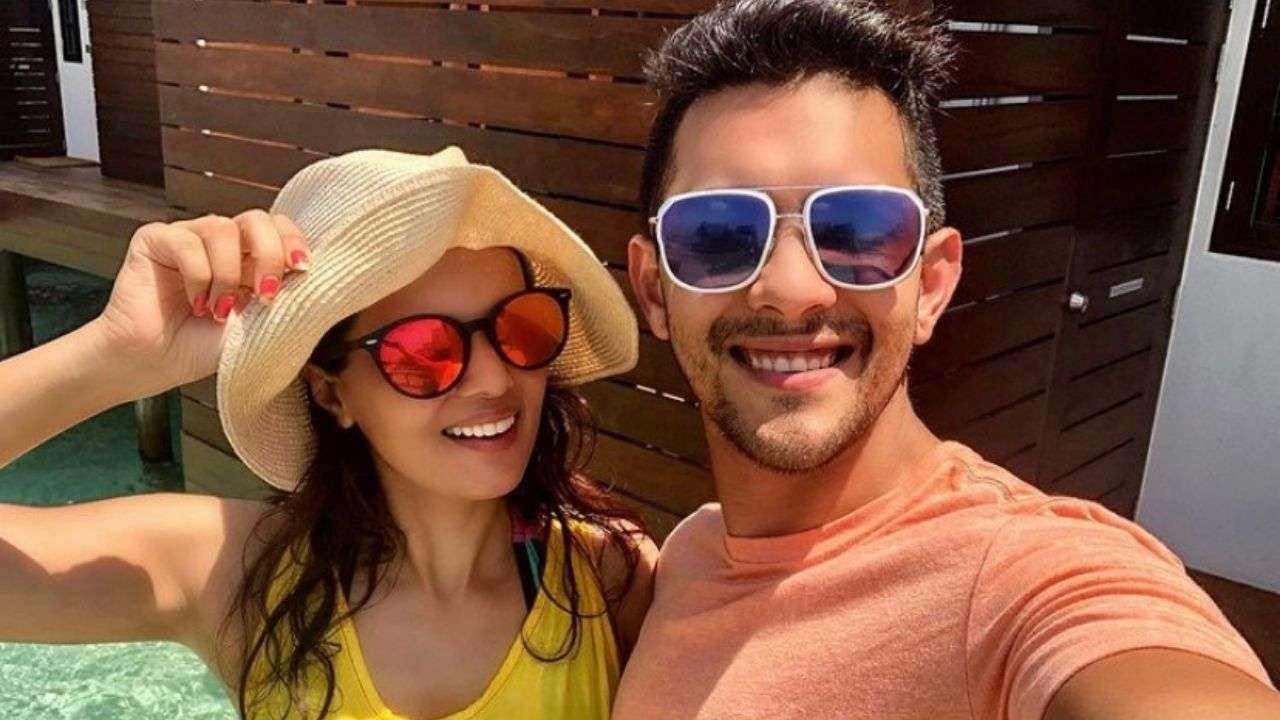 Aditya Narayan marries Shweta Agarwal