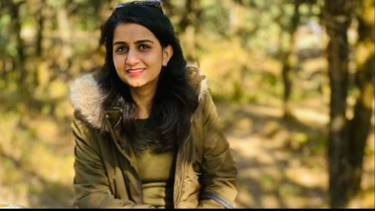 Meet IAS Officer Saumya Sharma, Who Suffered Loss Of Hearing At 16 But ...