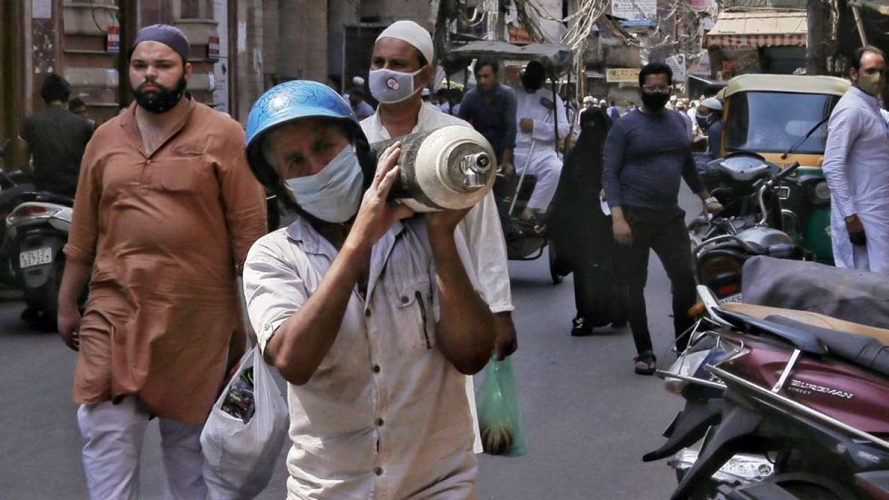 Oxygen cylinder
