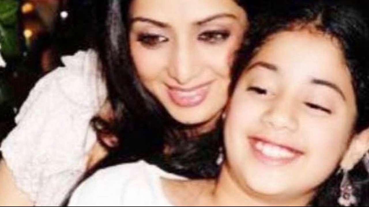Janhvi Kapoor drops UNSEEN childhood photo with mom Sridevi on her birth anniversary