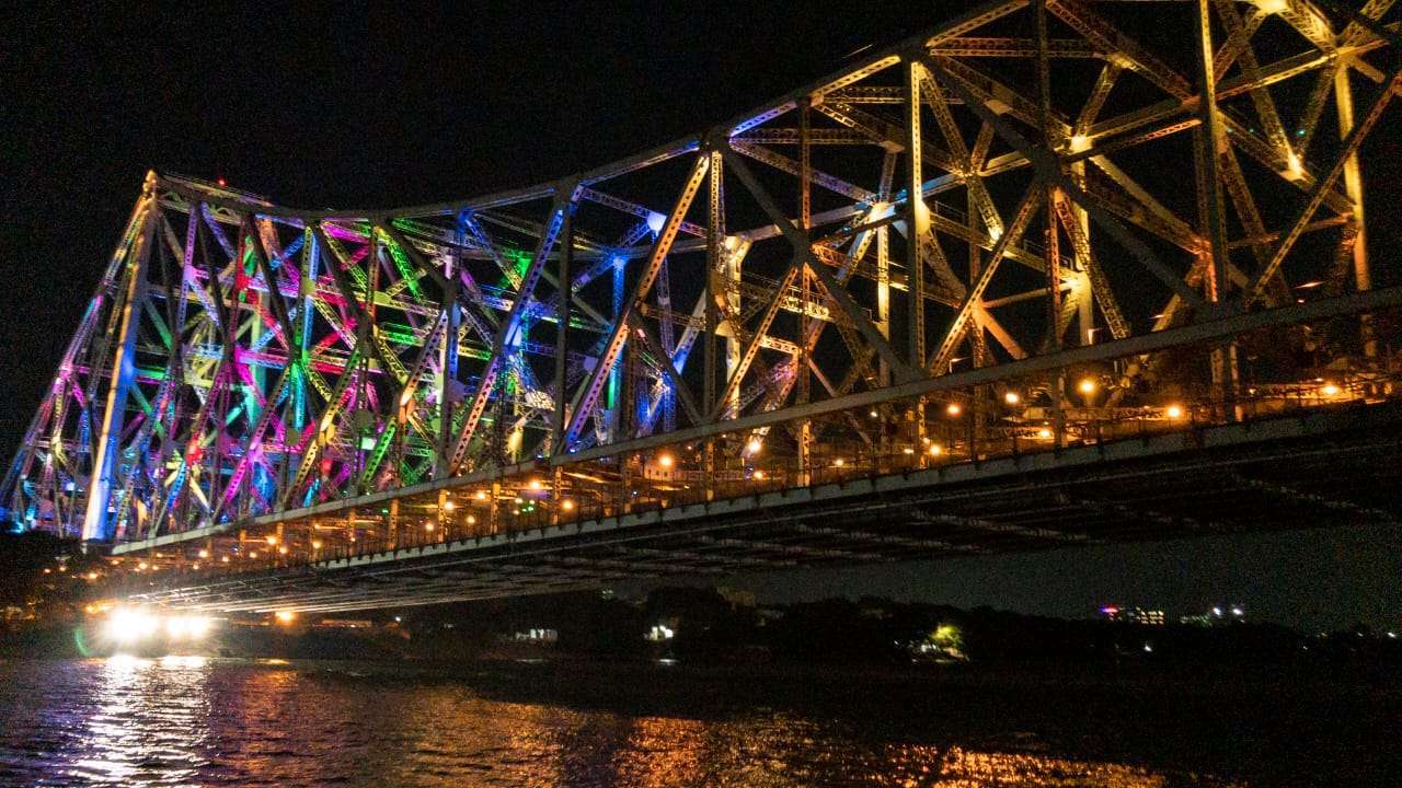 Howrah bridge