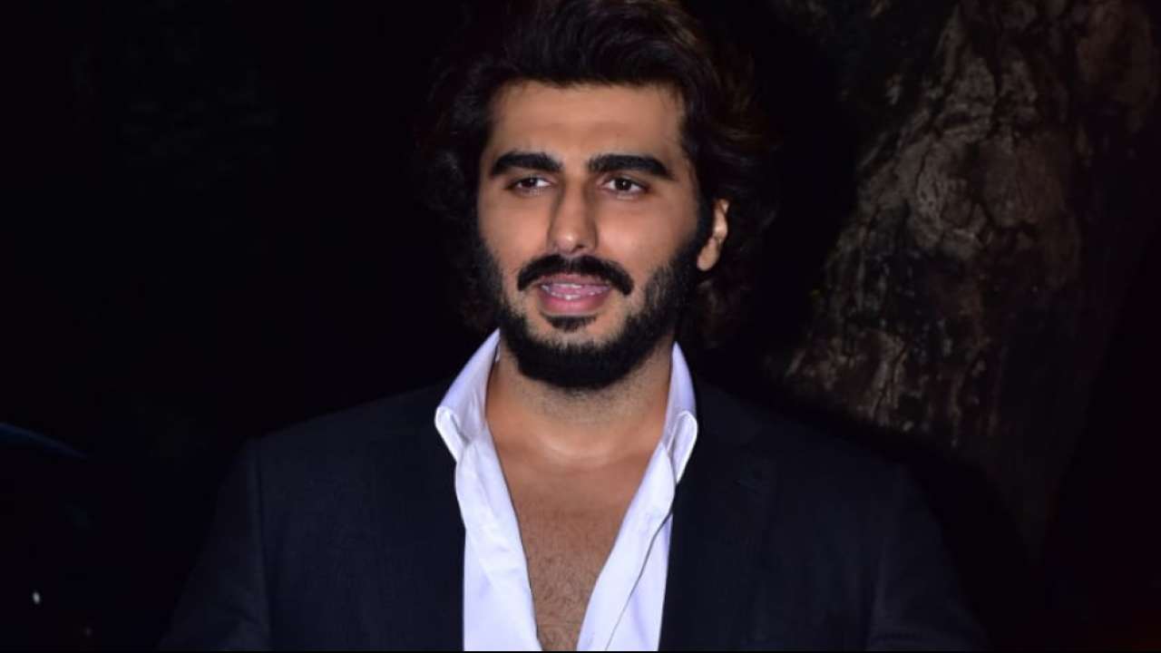 Arjun Kapoor arrives for Rhea Kapoor-Karan Boolani's wedding party