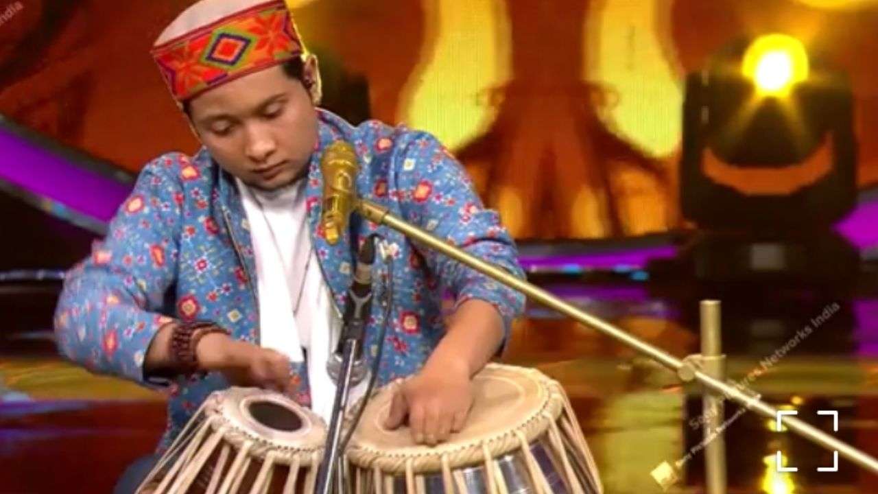 Pawandeep Rajan plays musical instruments as well