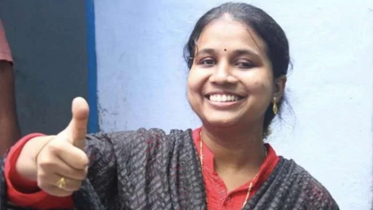 Free Poorna Sex Vidoves - Meet Poorna Sunthari, who cracked UPSC exam in spite of being visually  impaired