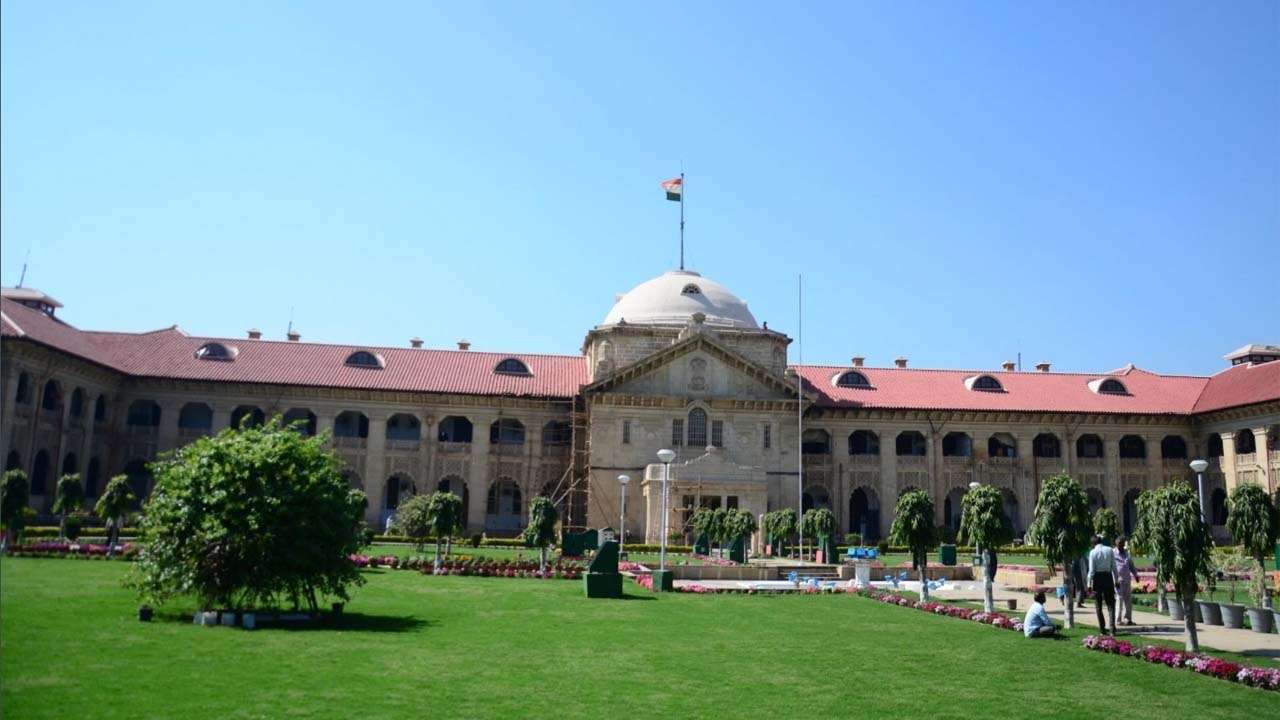 Cow only animal to inhales and exhales Oxygen: Allahabad HC Judge Cow only animal to inhales and exhales Oxygen: Allahabad HC Judge