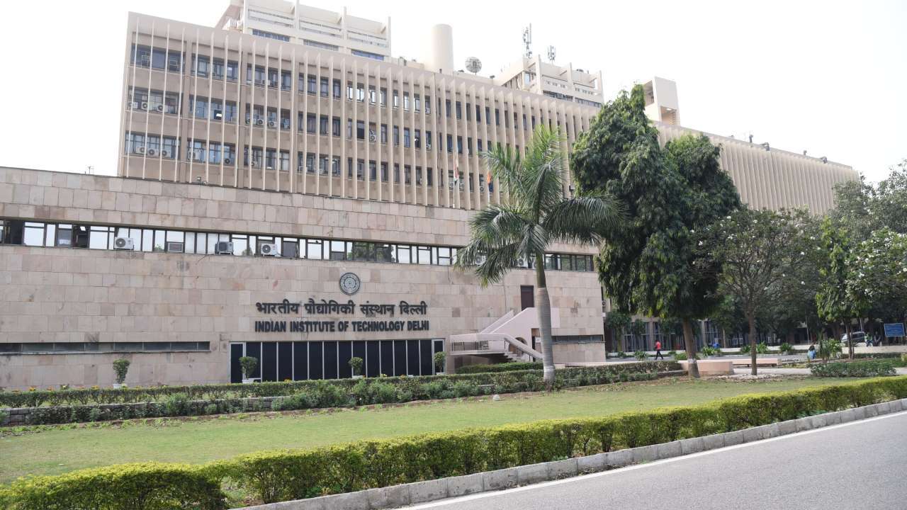 Now, students of Arts, Commerce stream can also take admission in IITs,  find out how