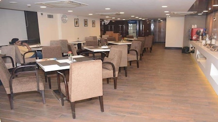 Lounge is operational on 24x7 basis with entry charges