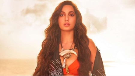Nora Fatehi's accessories  compliment her outfit