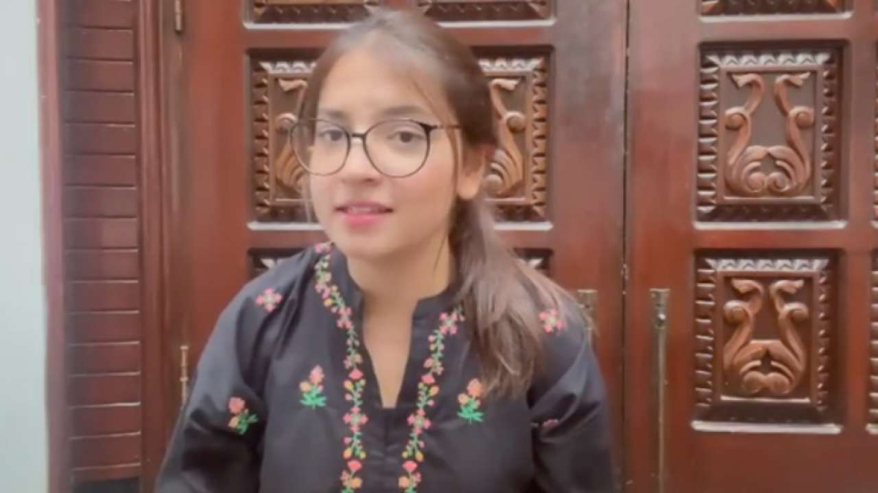 Pawri Ho Rahi Hai' girl Dananeer Mobeen shares melodious singing video,  leaves netizens impressed - Watch