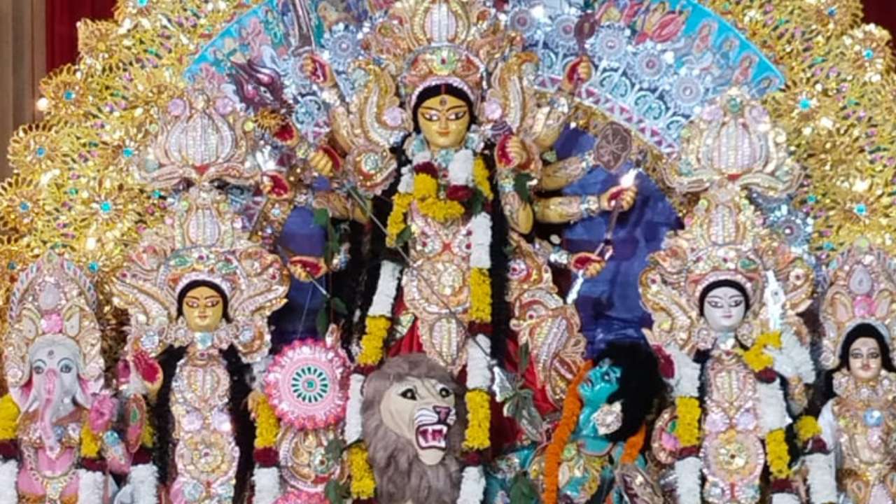 Happy Durga Ashtami 2021: WhatsApp wishes, quotes, facebook status ...