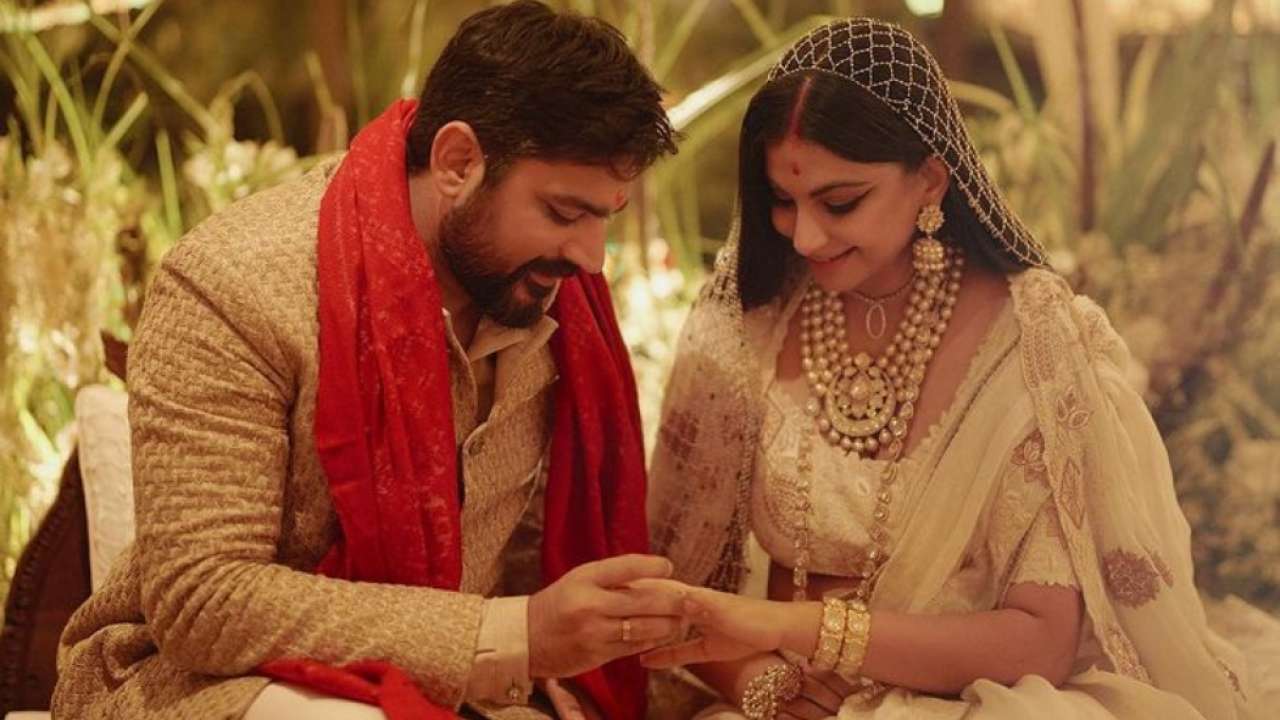 Viral Photos Of The Week: Couples who celebrated first Karwa Chauth