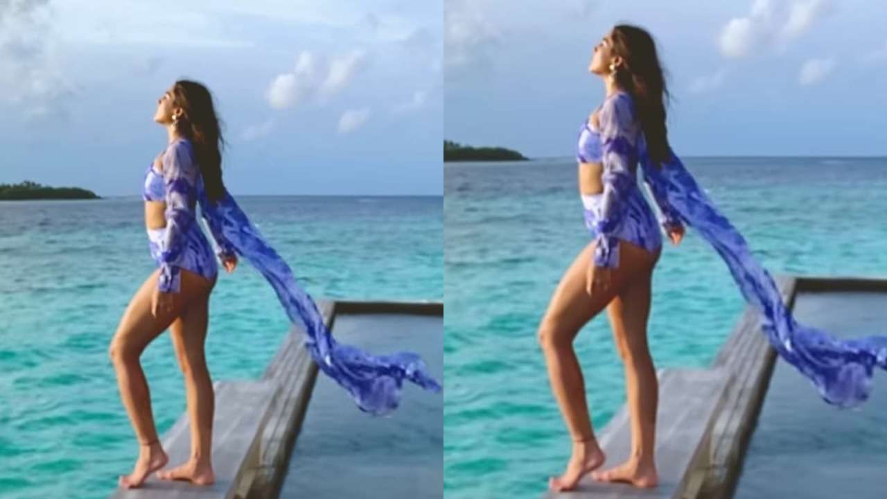 1280px x 720px - Sara Ali Khan is the queen of pop colour bikinis! Check out her hot photos