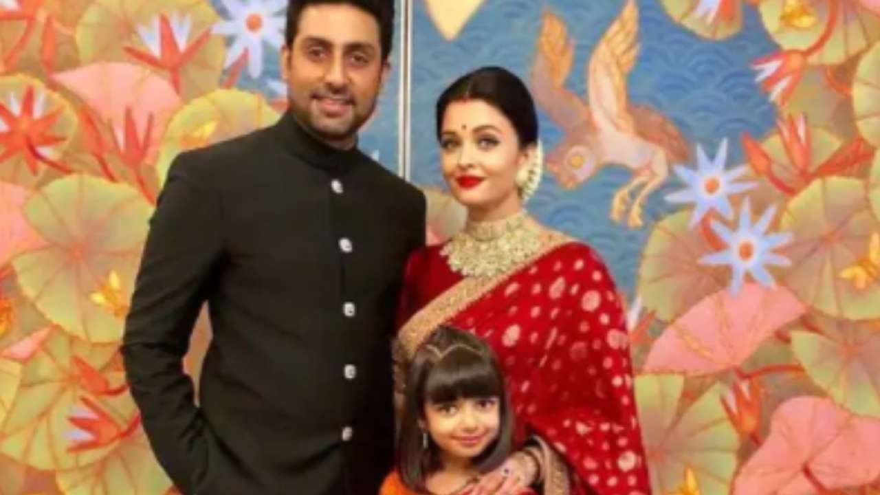 Aishwarya Rai Bachchan poses with husband and daughter