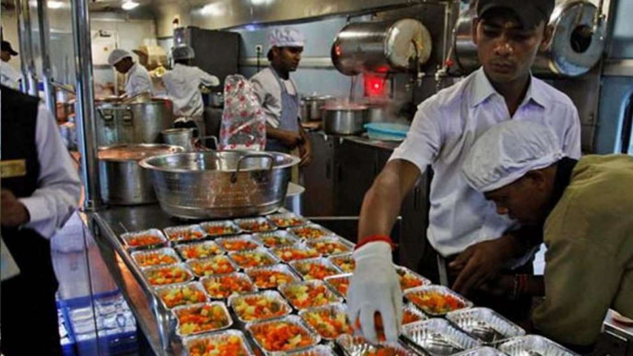 Good news for Railway passengers! Now get fresh food delivered to your seat