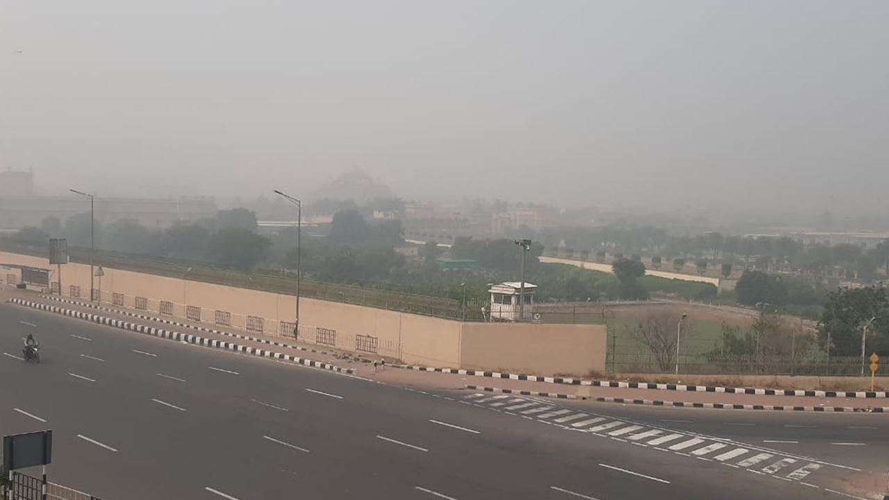 Delhi's Air Quality Continues To Deteriorate, AQI Remains In 'very Poor ...