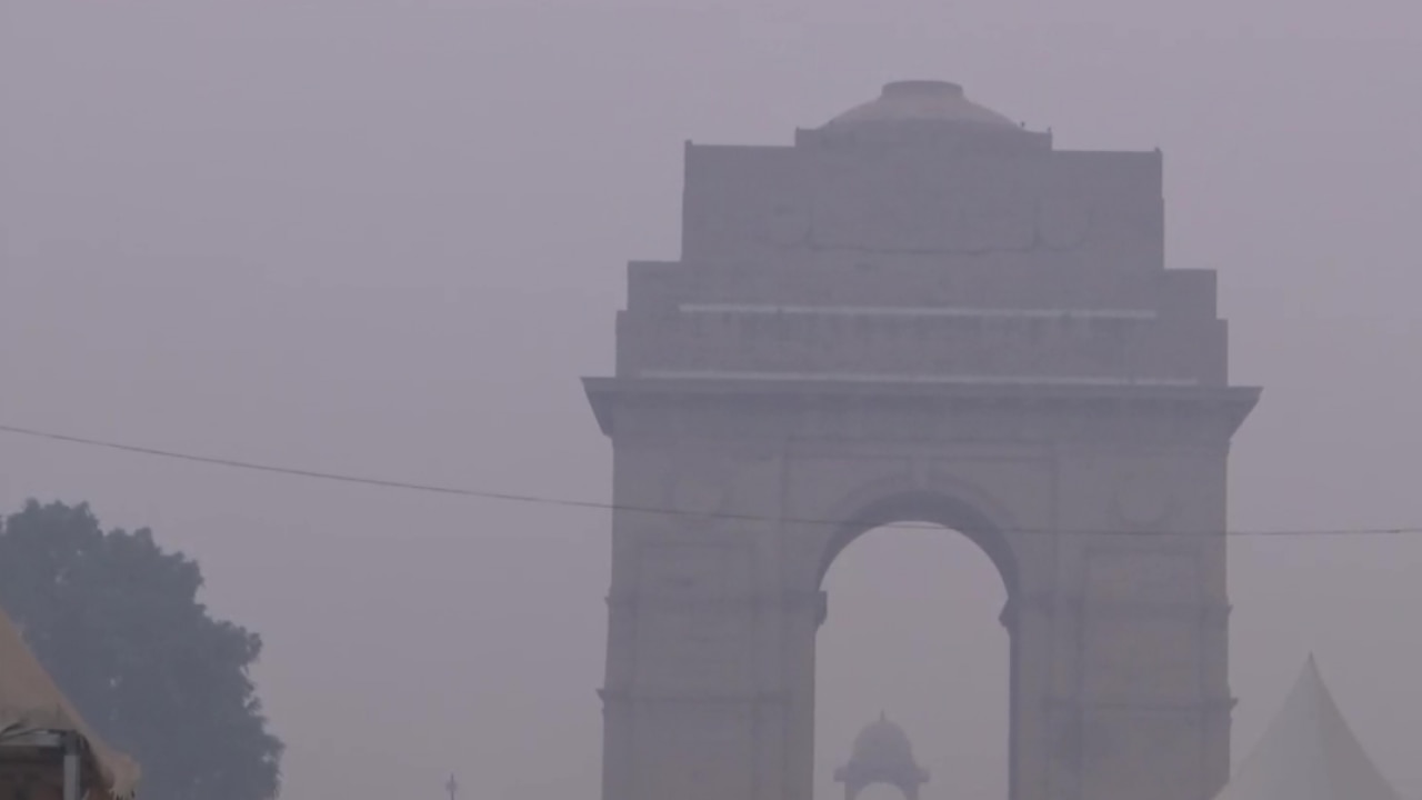 Delhi’s Air Quality Continues To Remain ‘severe’ Post Diwali, AQI ...