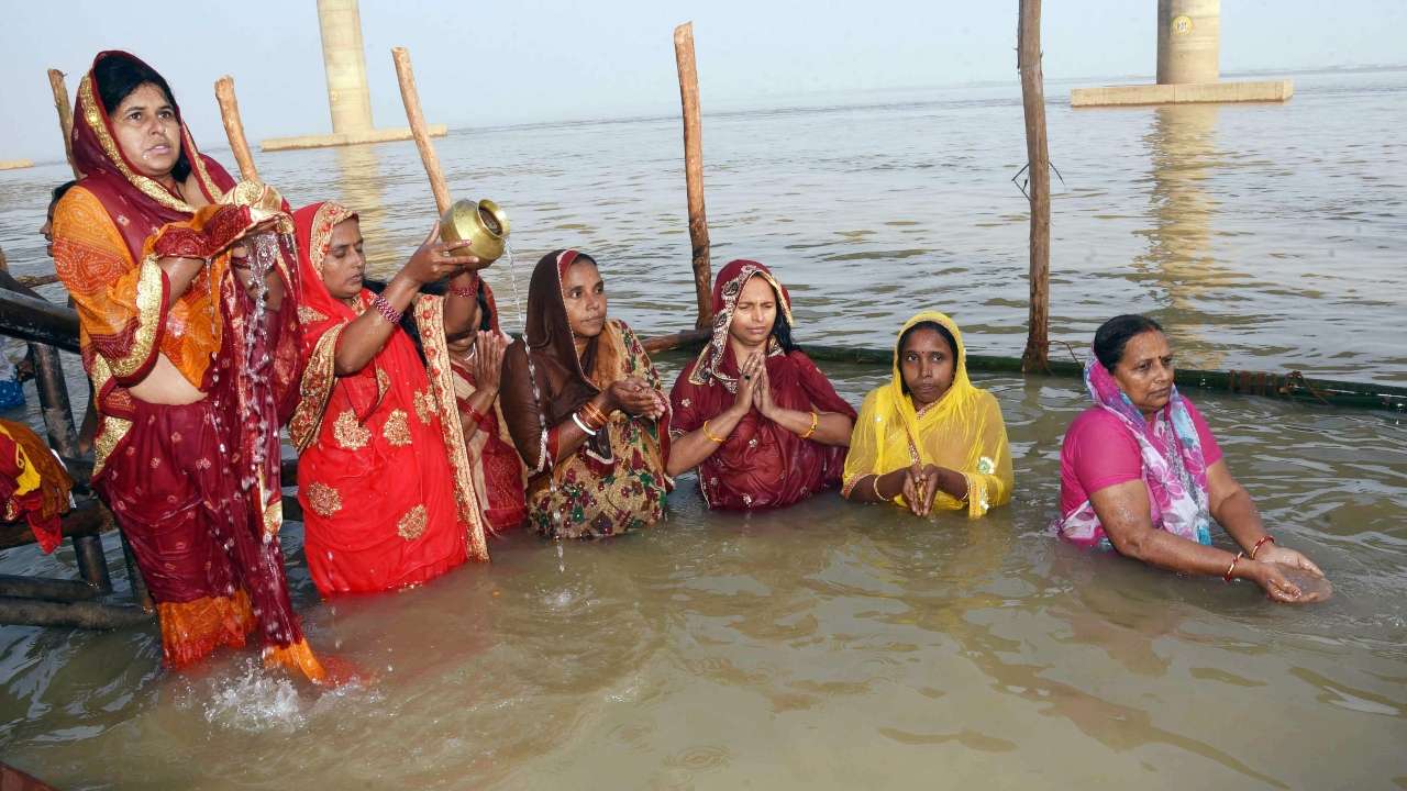 Chhath Puja 2021: WhatsApp messages, wishes, quotes you can send to your loved ones on this auspicious occasion