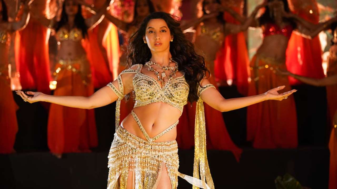 Nora Fatehi does it again, burns up the dance floor with her sexy belly- dancing moves in Kusu Kusu picture picture