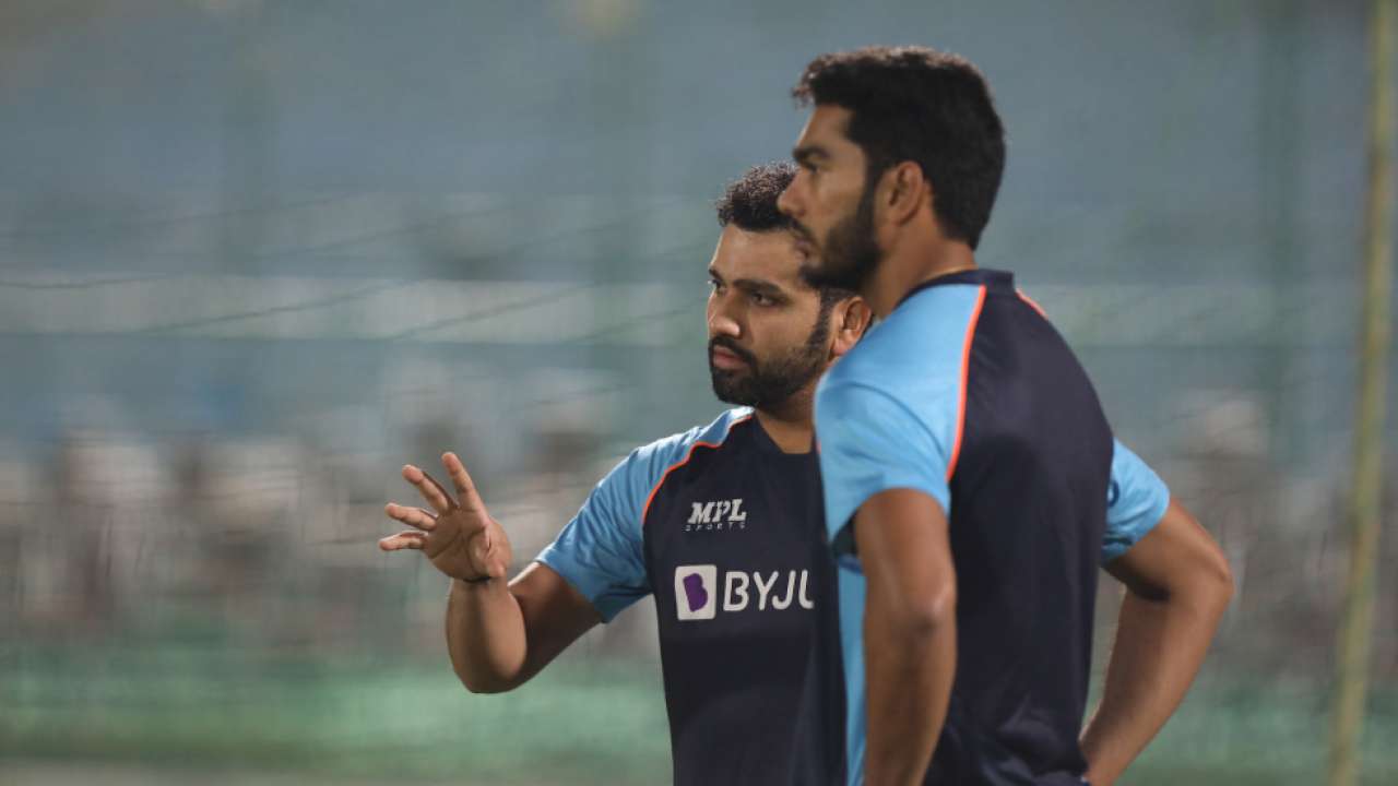 IND vs NZ 1st T20I: Rohit Sharma wins toss and opts to bowl first, Venkatesh  Iyer makes India debut