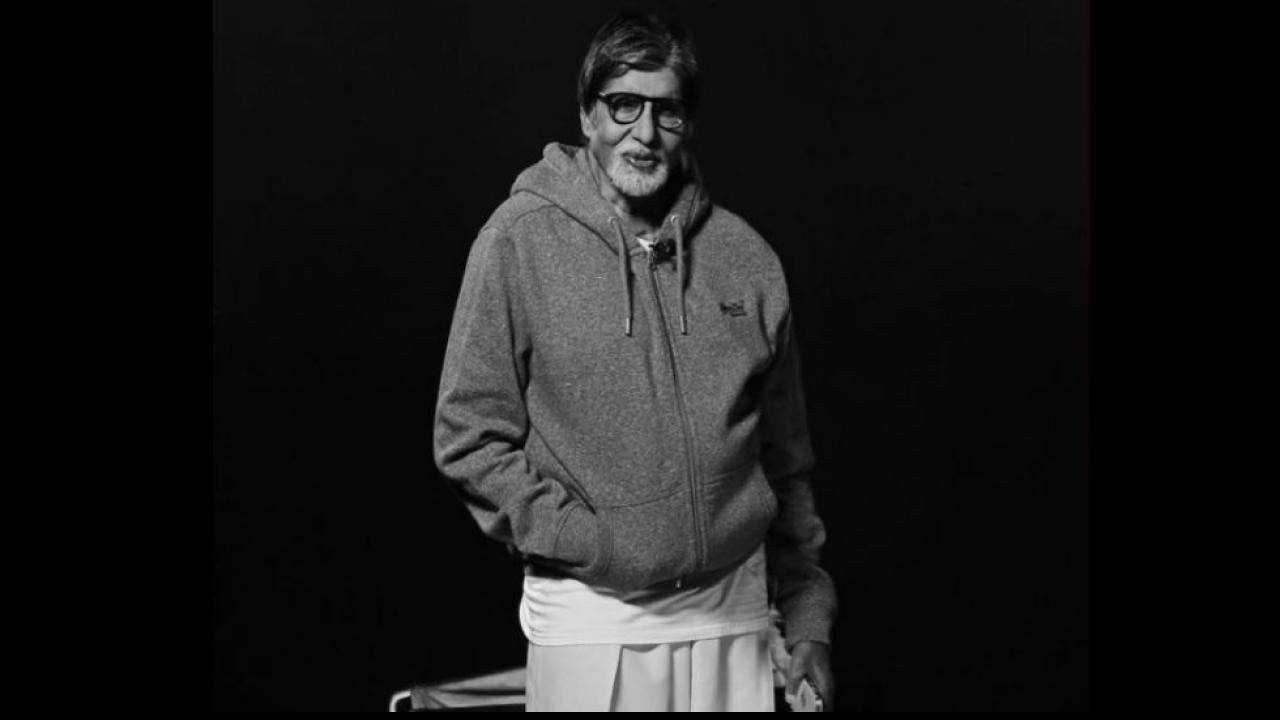  अमिताभ बच्चन