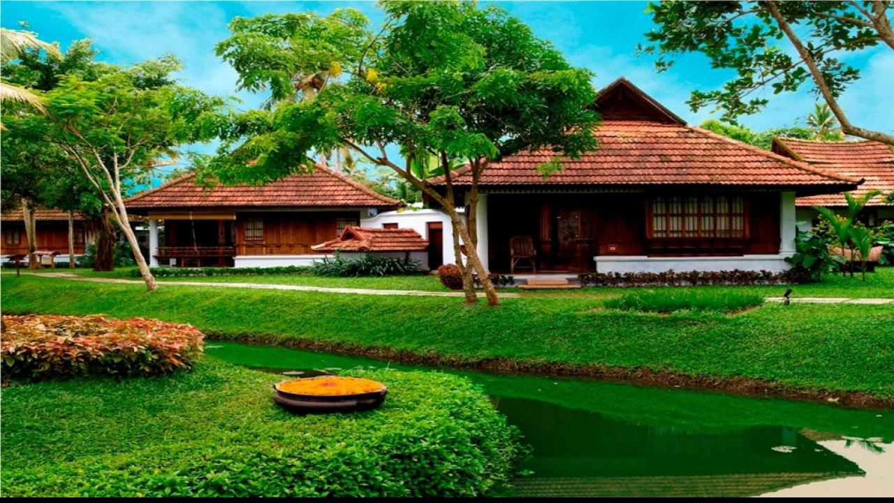 Kumarakom Lake Resort: एक रात ठहरने के खर्च में आ जाएगी मंहगी घड़ी