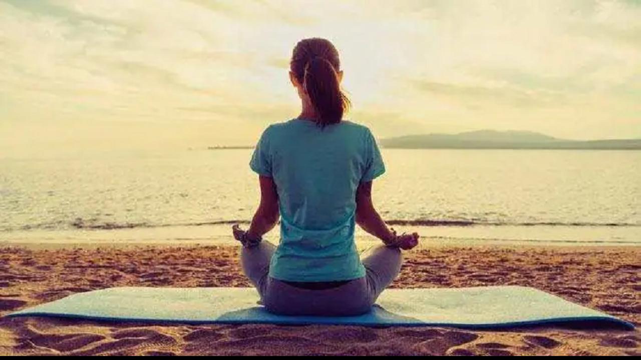 Meditation करें, पॉजिटिव रहें