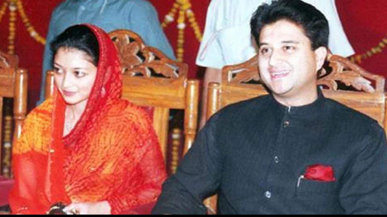 पत्नी हैं राजनीति से दूर लेकिन चुनावों में खूब करती हैं प्रचार