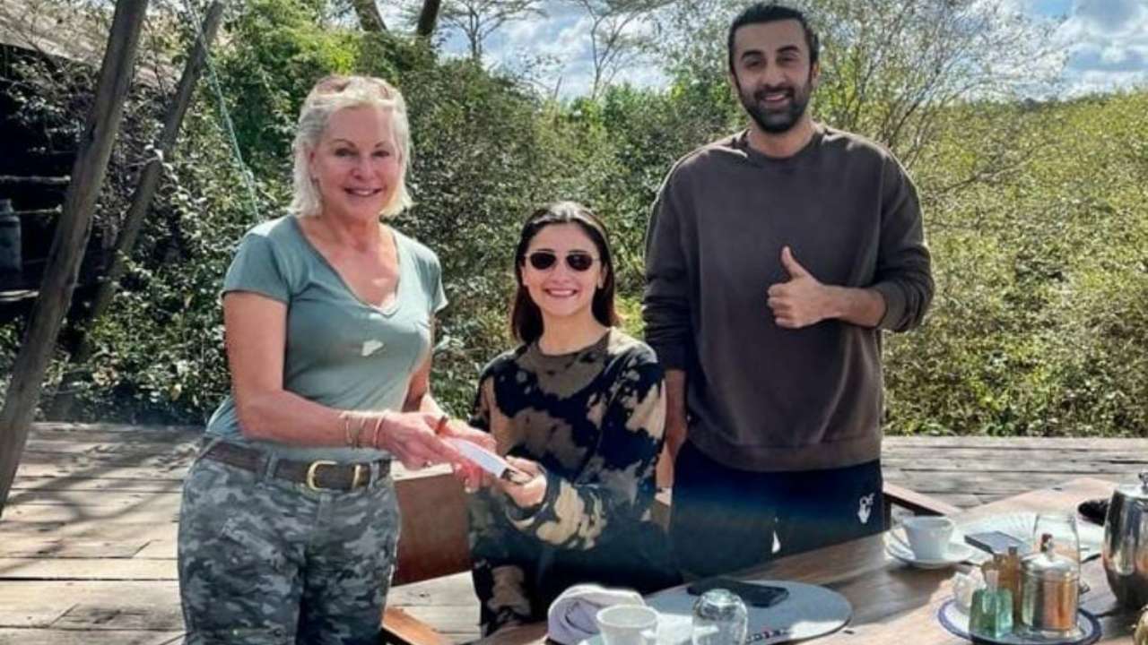 Alia Bhatt Chdai Video - Ranbir Kapoor- Alia Bhatt's unseen photo from African Safari go viral- SEE