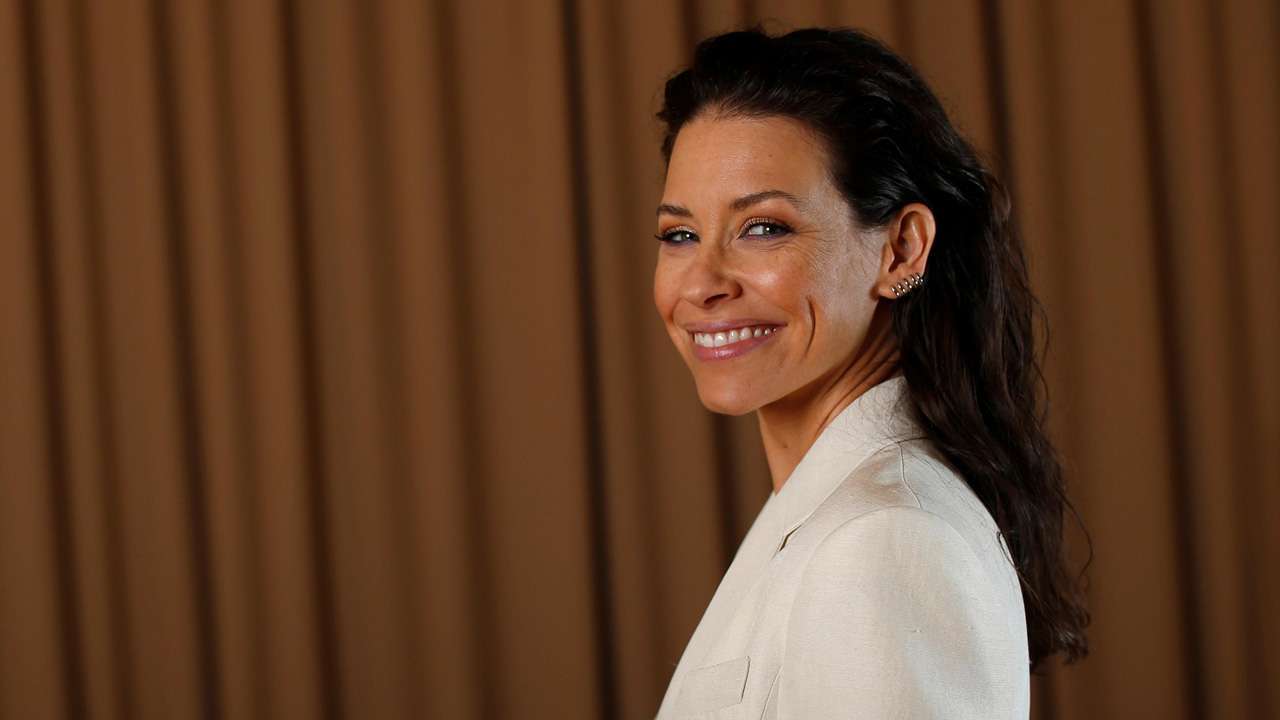 Evangeline Lilly Fake