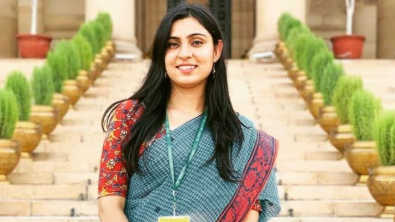 Meet IAS officer Tejaswi Rana and know how she cracked UPSC exam in her  second attempt