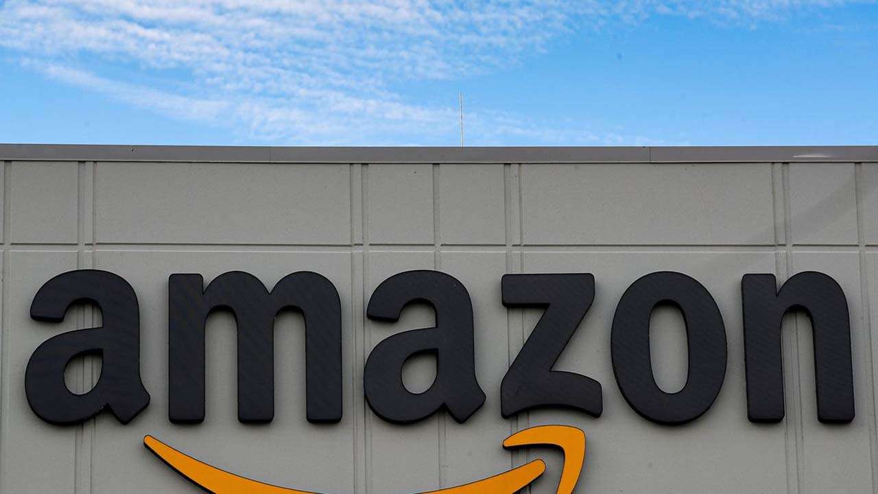 amazon is going to double the salary of its employees in 2022?
