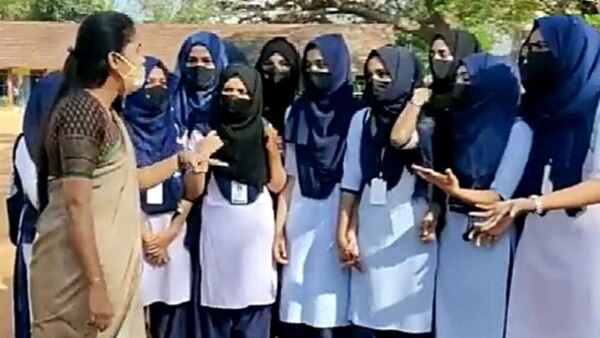 Karnataka Hijab Row Colleges Schools For Classes 11 And 12 Students