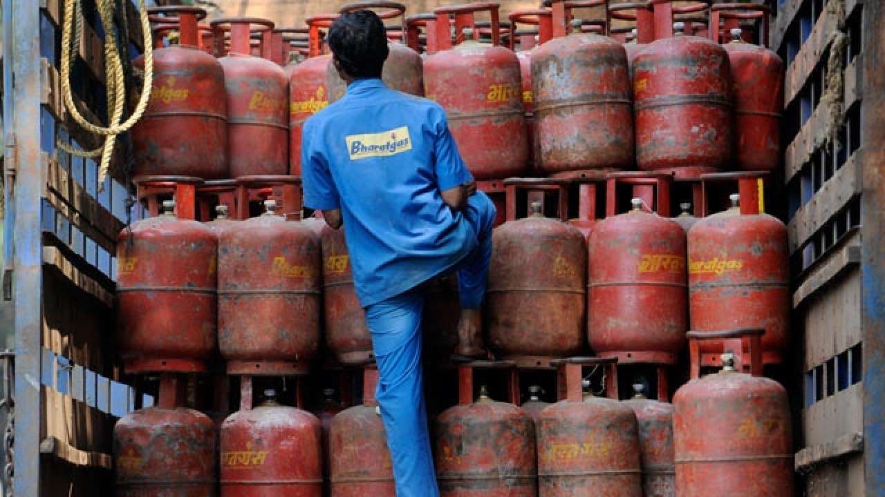 lpg prices march 1: commercial lpg cylinder prices increased by rs 105 - check new rates here