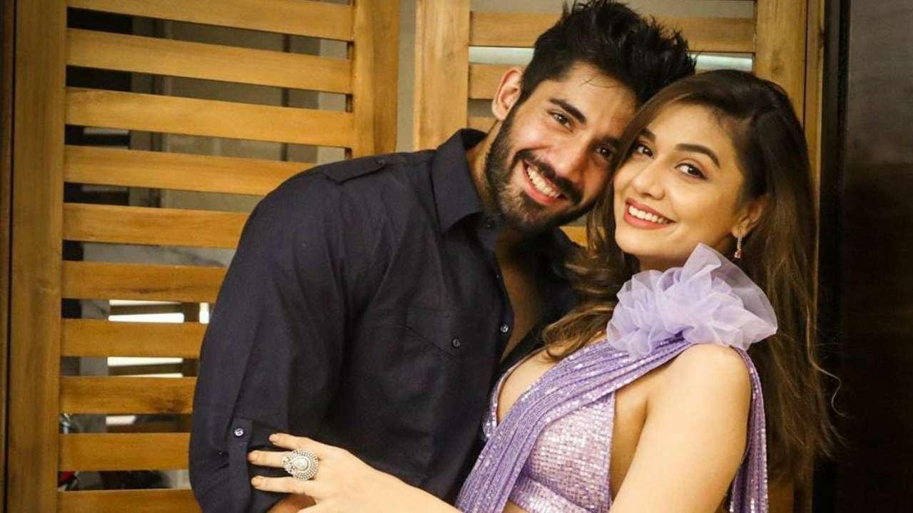 Divya Agarwal announces break-up with Varun Sood after 4 years of dating