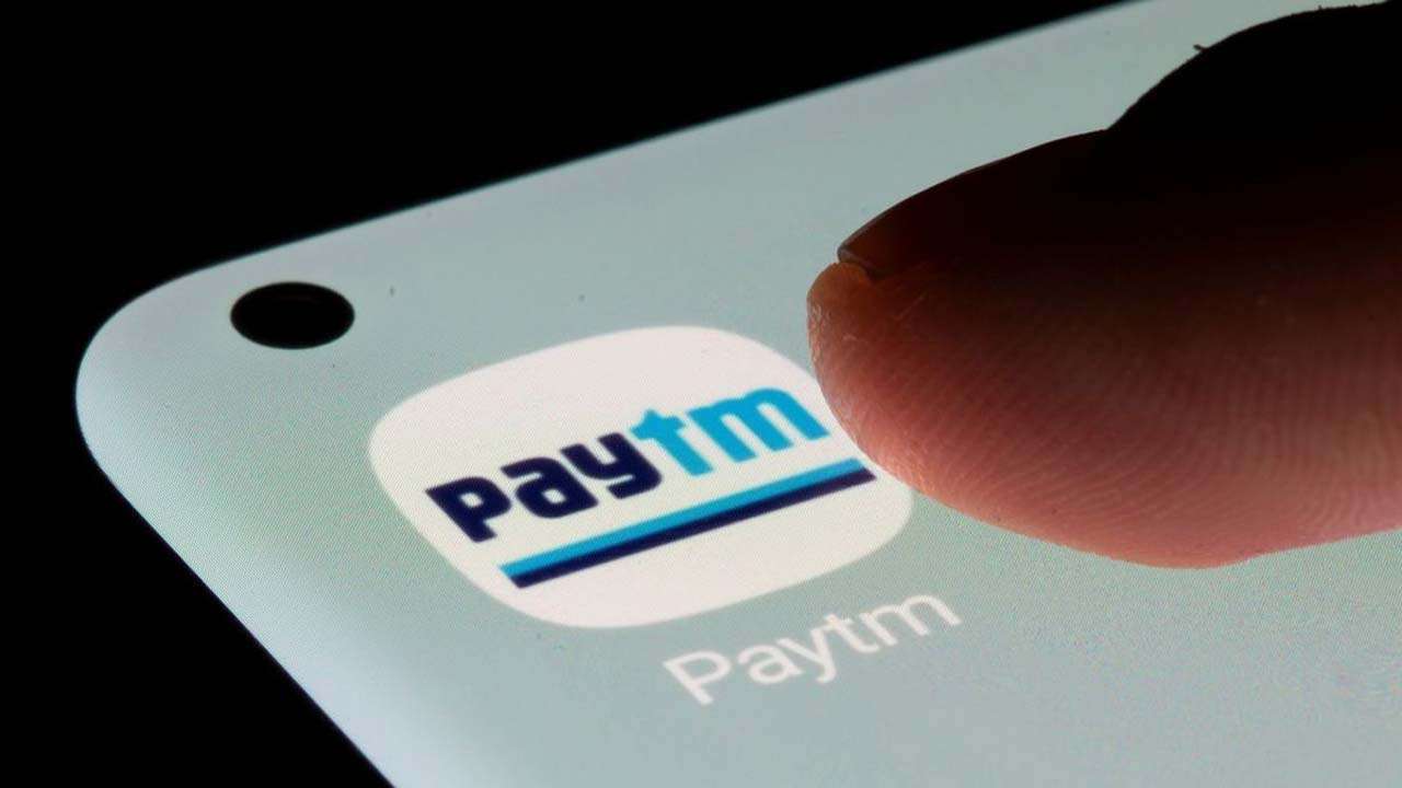 RBI Bars Paytm Payments Bank From Onboarding New Customers